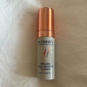 Hydrinity Prelude Facial Treatment cleanser
